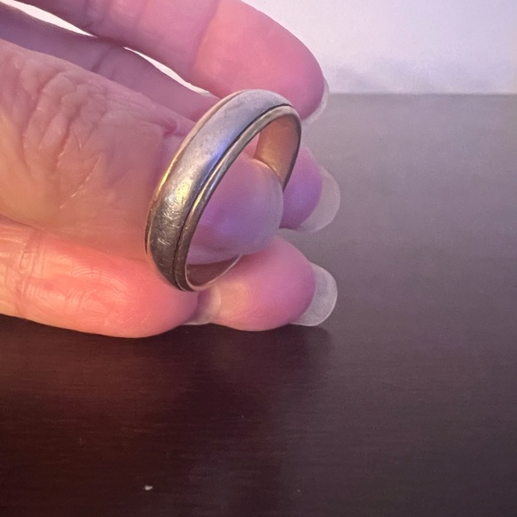 Men’s Platinum & 18k Gold Wedding Ring Band - Picture 6 of 15